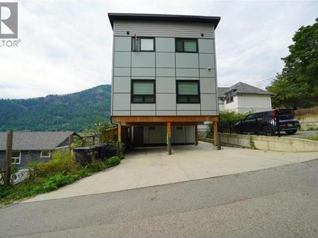 920 Front Street Unit# A, Nelson, BC, V1L 4C2 house for sale | Listing ID 10399 | Royal LePage