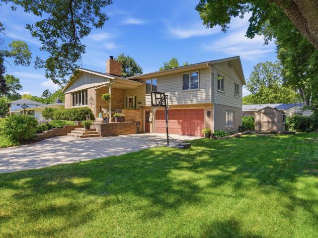 920 Meadow Lane