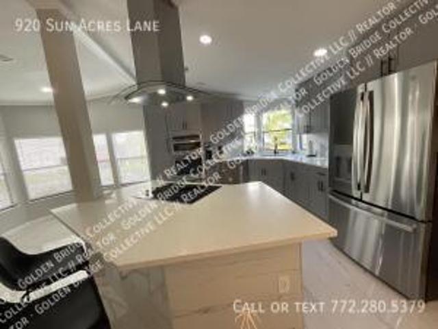 920 Sun Acres Lane