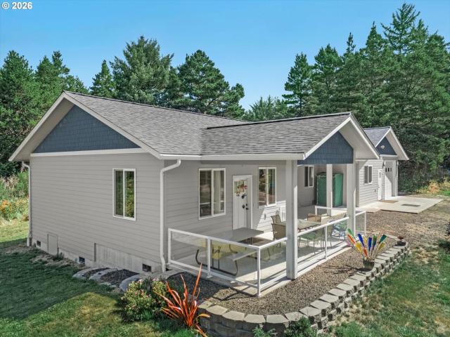 920 sw tillicum dr