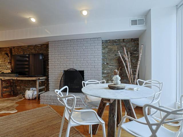 920 Riverview Place