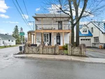 House for sale in T, Brossard - Garden