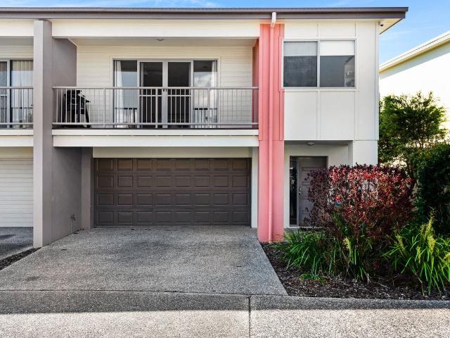 92/19 Carina Peak Drive, Varsity Lakes, QLD 4227