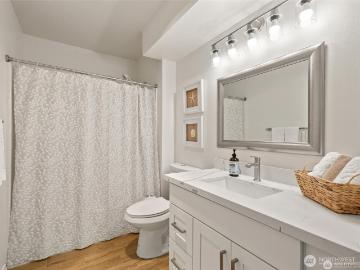 9210 Market Place # E102