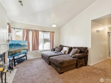 9210 Market Place # H201