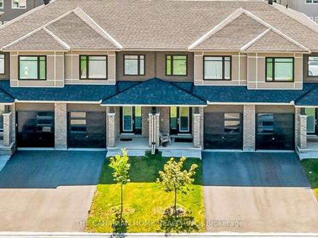 921 Clarkia Street, Ottawa, ON, K1T 0Y2 house for sale | Listing ID X13743 | Royal LePage