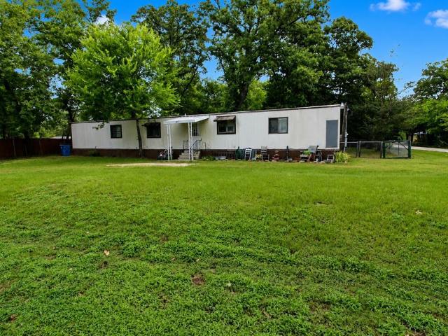 921 Crown Drive