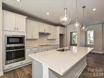 921 Archway Ln, Charlotte, NC 28217 | MLS #4318