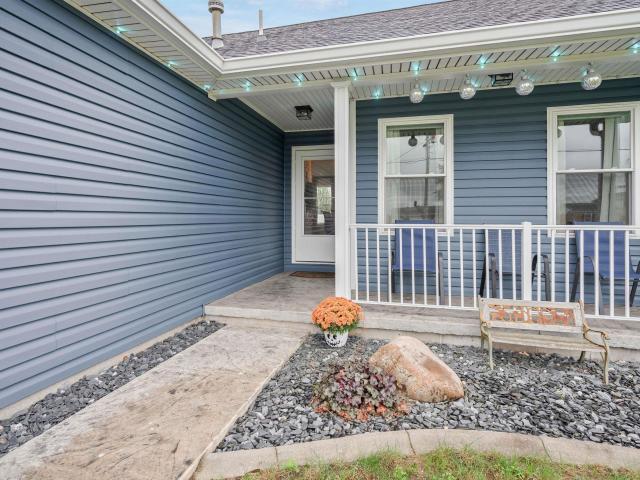 921 E Center Road