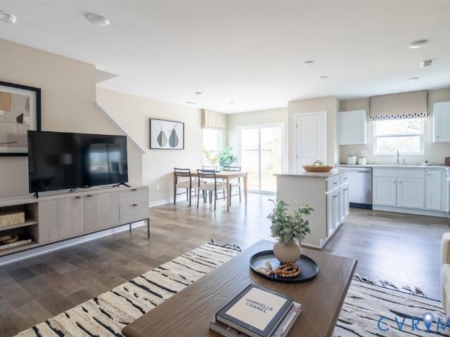 921 Encore Autumn Lane E 33