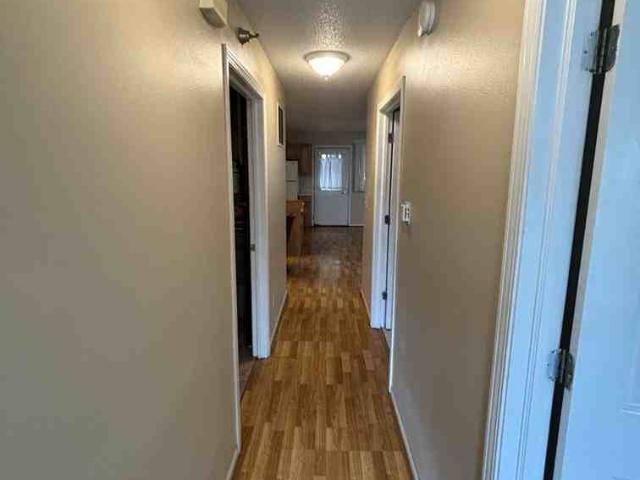 921 W 20th Street 2 Bedroom Apartment for Rent at 921 W 20th St, Cedar Falls, IA 50613