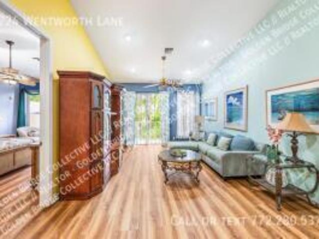 9224 Wentworth Lane