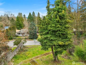 9229 45th Ave NE, Seattle, WA 98115 | MLS #2483