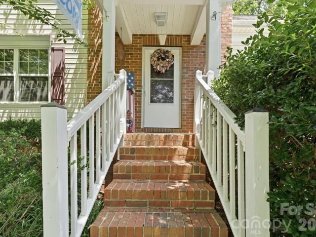 9220 Garnet Field Court