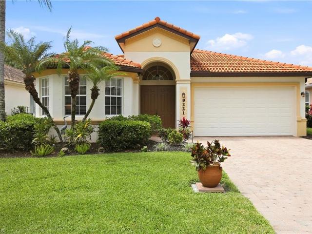 9221 Spanish Moss Way, Bonita Springs, FL 34135 | MLS #226015