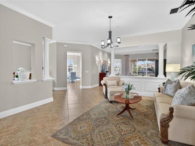 9223 Corfu Ct Unit 201, Naples, US, FL