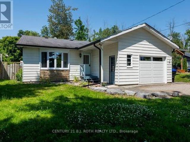 922 Elizabeth Avenue, Innisfil, ON, L0L 1W0 house for sale | Listing ID N13632 | Royal LePage