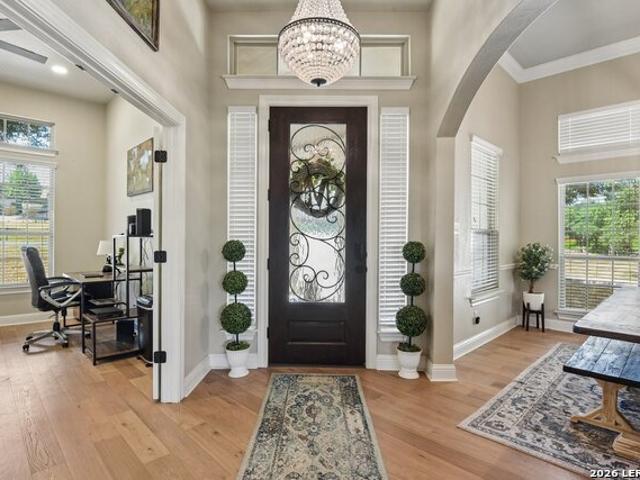 922 Santa Cruz Ln