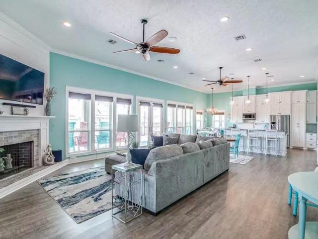922 Palmridge Drive