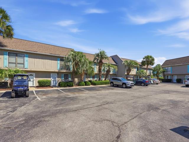 922 Villa Dr. 922