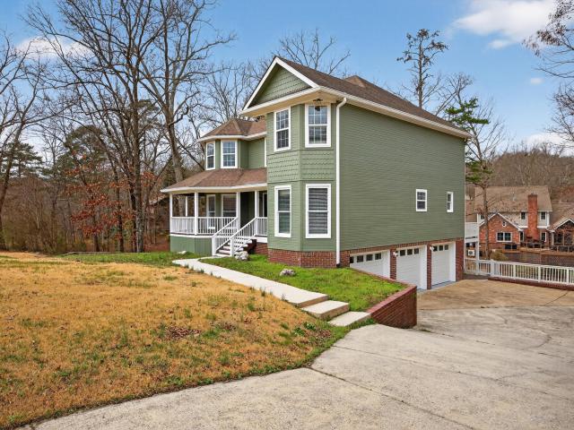 9235 Shay Cove