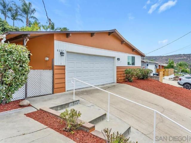 9237 Fanita Rancho