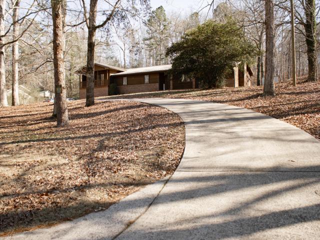 923 S Burnt Mill Rd, LaFayette, GA 30728 | MLS #1527
