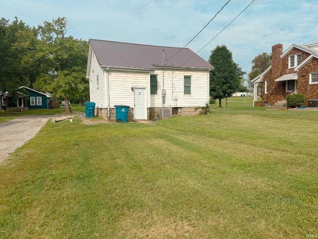 923 Poplar Street