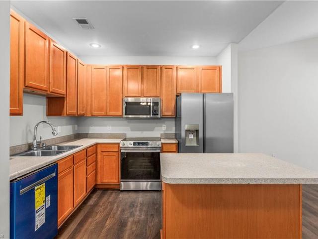 923 Windcastle Lane #305