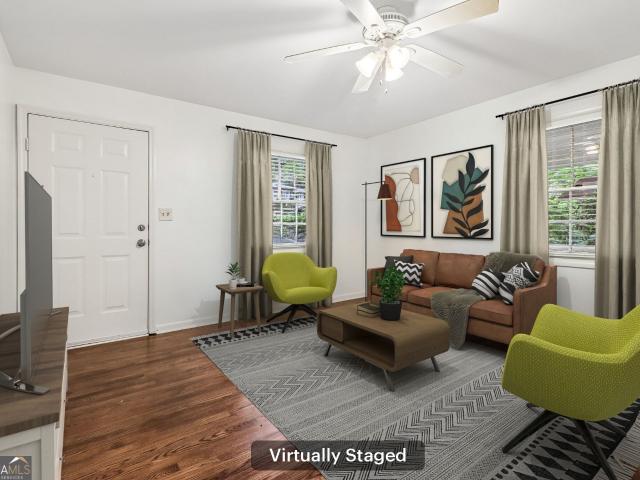 923 Verdi Way