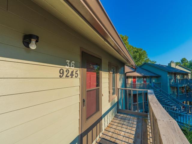 9245 S Pointe Retreat Drive