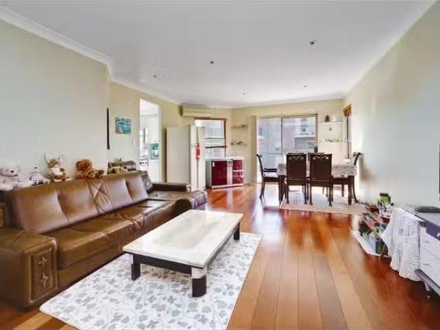 9/247K Burwood Road, CONCORD House for rent Listed by Lj Hook.