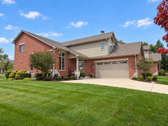 9243 Cloister Court