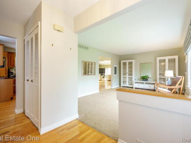 9243 Sherwood Drive