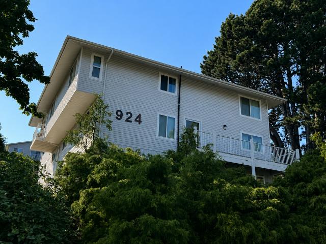 924 21st Street Studio Apartment for Rent at 924 21st St, Bellingham, WA 98225 Happy Valley