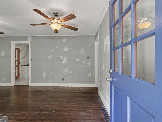 924 Greenbriar Place