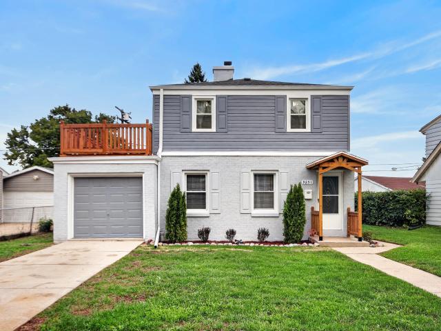 9251 W Swan Cir