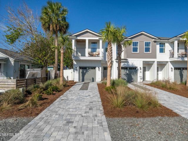 925 2nd Ave S, Jacksonville Beach, FL 32250 | MLS #2143