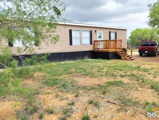 925 County Road 2629, Moore, TX 78057 | MLS #565889