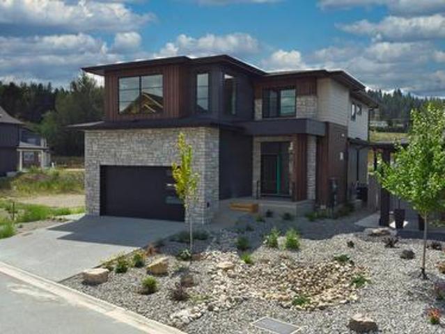 925 Bull Crescent, Kelowna, BC, V1W 0E6 house for sale | Listing ID 10385 | Royal LePage