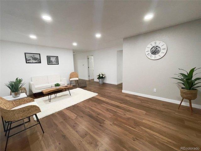 925 Kohl St, Broomfield, CO 80020