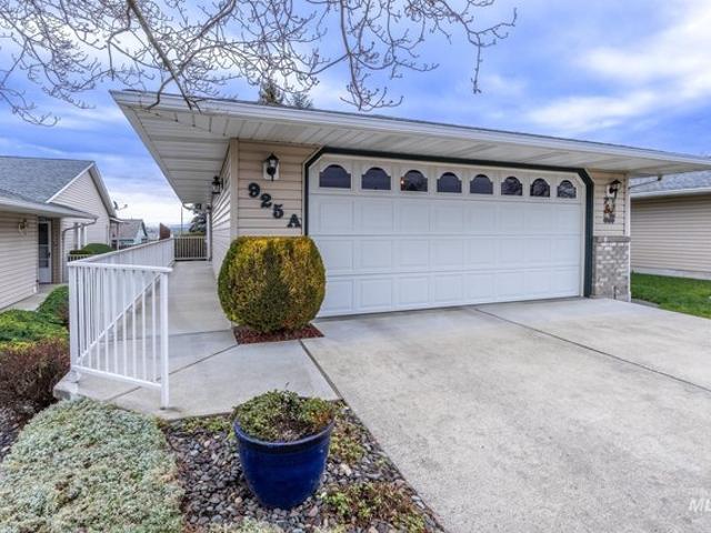925 Hawthorne St Unit A, Lewiston, ID 83501