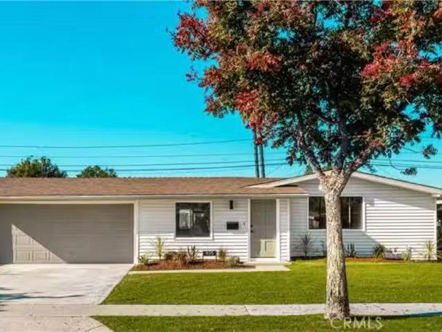 925 N KEYSTONE ST, ANAHEIM, CA 92801