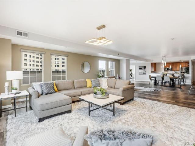 925 N Lincoln Street # 5B