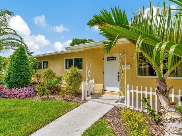 925 NE 25th Ave, Pompano Beach, FL 33062 | MLS #B26047