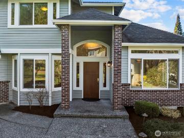 926 Dayton Street