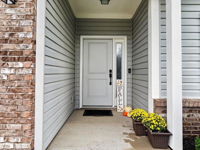 926 Kingrail Drive