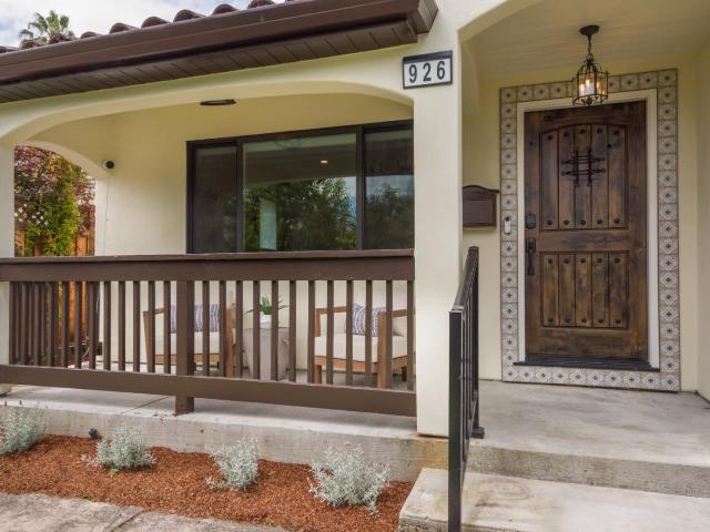 926 Iris Street