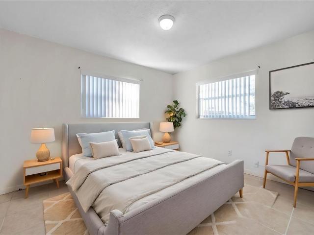 926 Lake Palms Dr, Largo, FL 33771 | MLS #TB8487