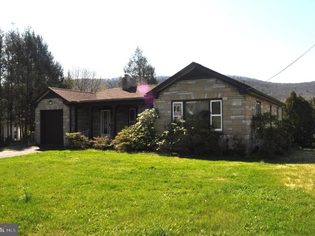 926 State St, Millersburg, PA 17061 | MLS #PADA2058